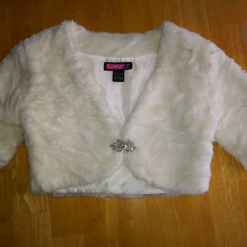 Faux fur rhinestone sweater shall throw over